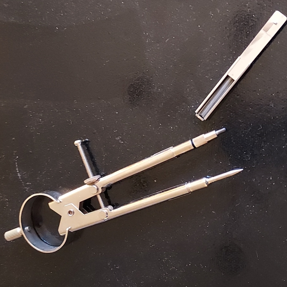 Compass with extra leads